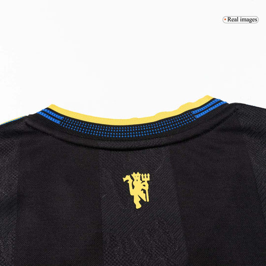 Manchester United 2025/26 Kolmas Pelipaita Miesten MOUNT #7