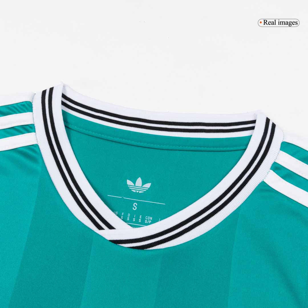 Liverpool 2025/26 Kolmas Pelipaita Miesten ISAK #9