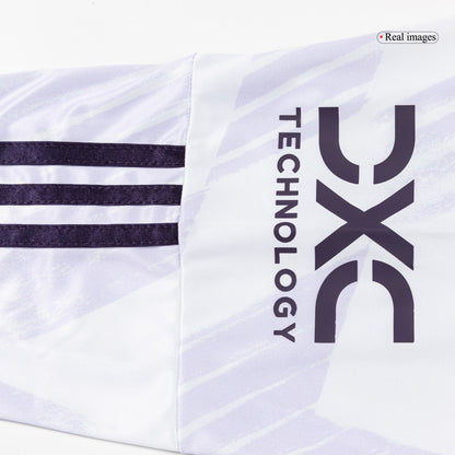 Manchester United 2025/26 Vieras Pitkähihainen pelipaita Miesten