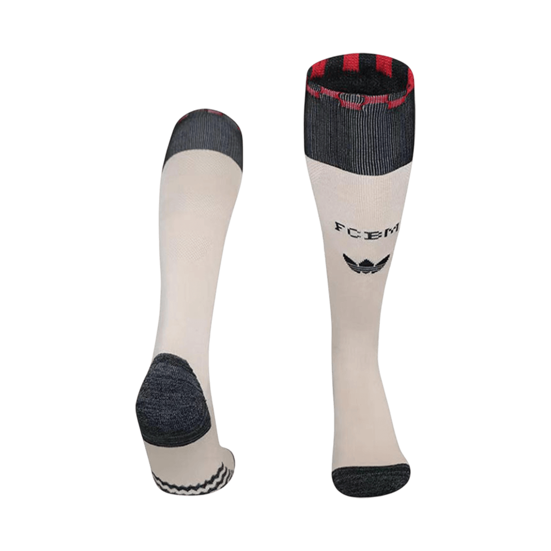 Bayern Munich 2025/26 Kolmas Pelisukat