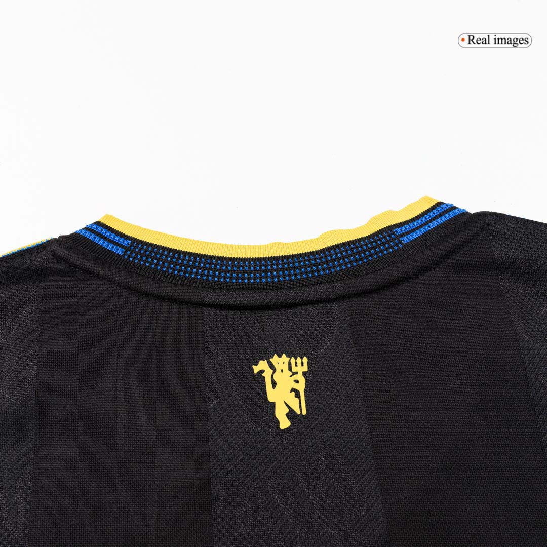 Manchester United 2025/26 Kolmas Pelipaita Miesten