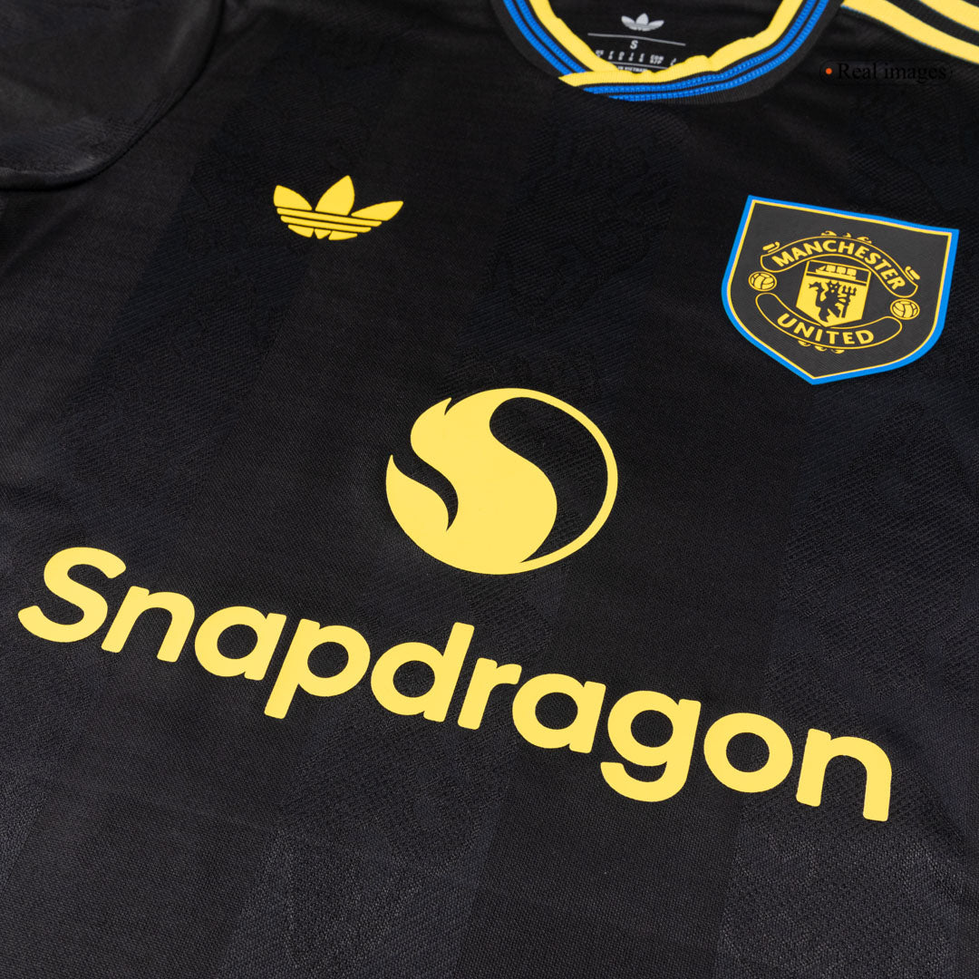 Manchester United 2025/26 Kolmas Pelipaita Miesten