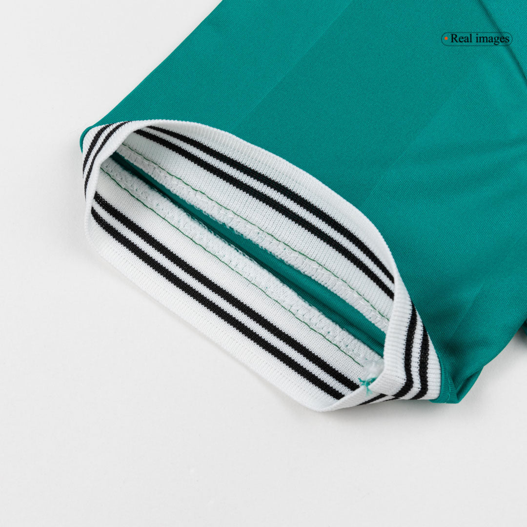 Liverpool 2025/26 Kolmas Pelipaitasetti Lasten