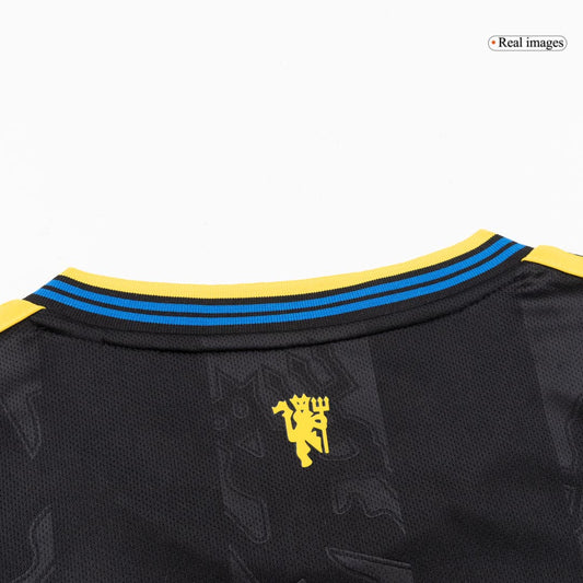 Manchester United 2025/26 Kolmas Pelipaita Naisten