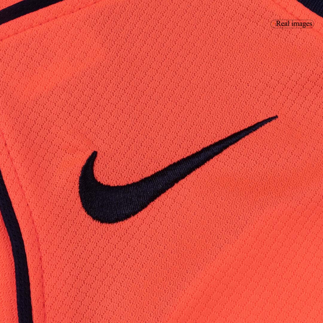 Barcelona 2025/26 Kolmas Lasten täydellinen peliasu