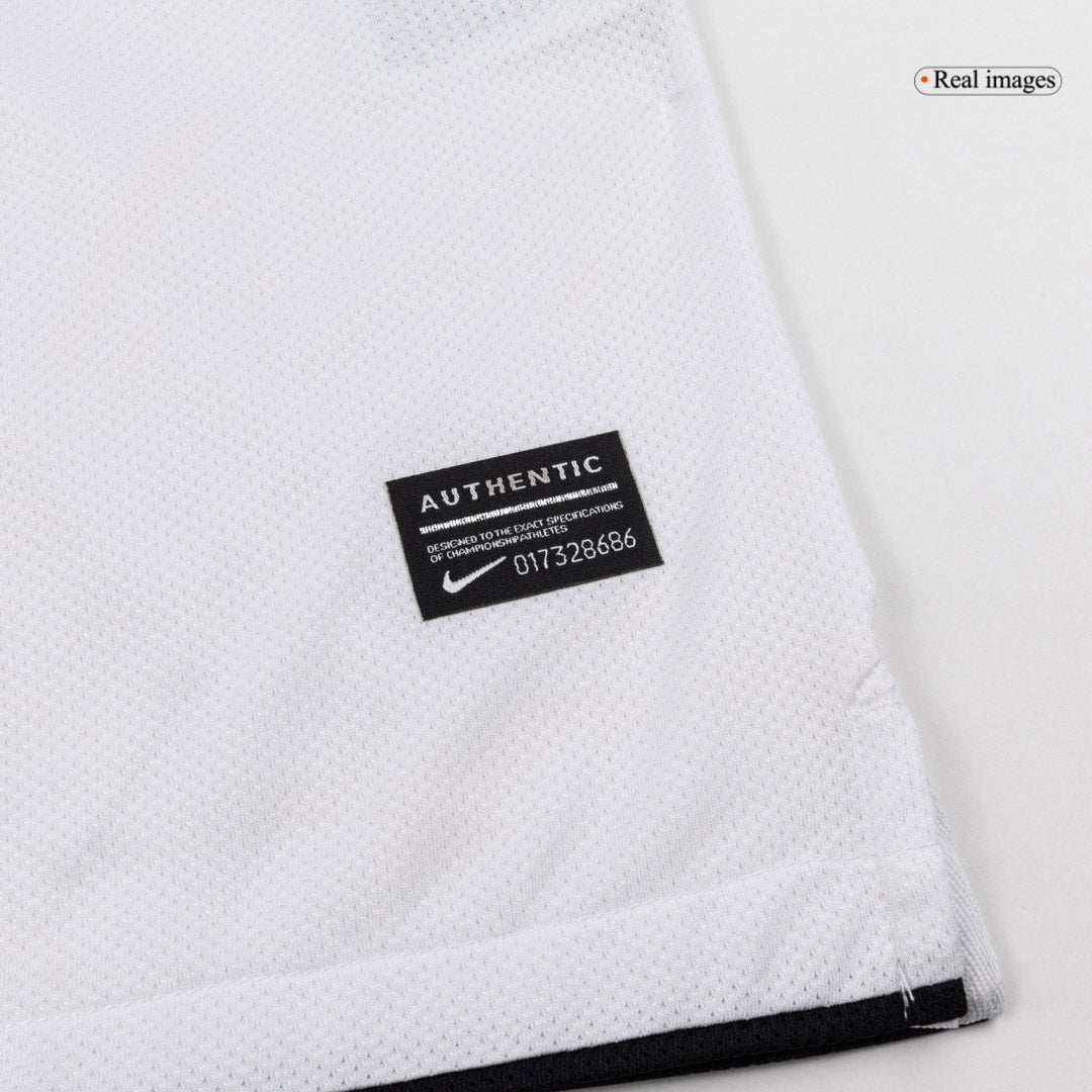 Manchester United 2010/11 Vieras Retro-pelipaita Miesten